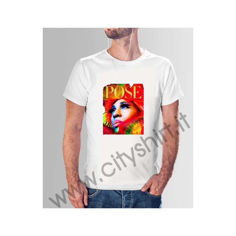 La T-shirt Pose 4 La T-shirt Pose 4