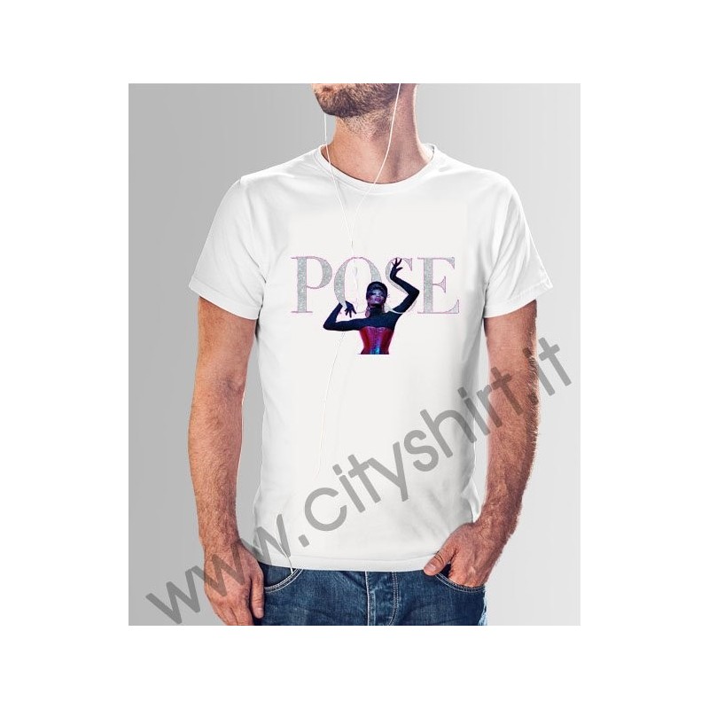 La T-shirt Pose 7 La T-shirt Pose 7