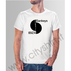 La T-shirt Sankeys Ibiza
